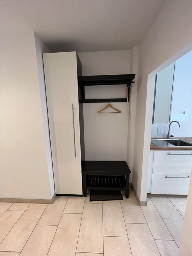Vorzimmer/
anteroom